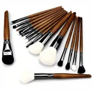YT-NHB-008 natural hair makeup brushes fan arrangement with polished woodgrain handles and white/black bristles