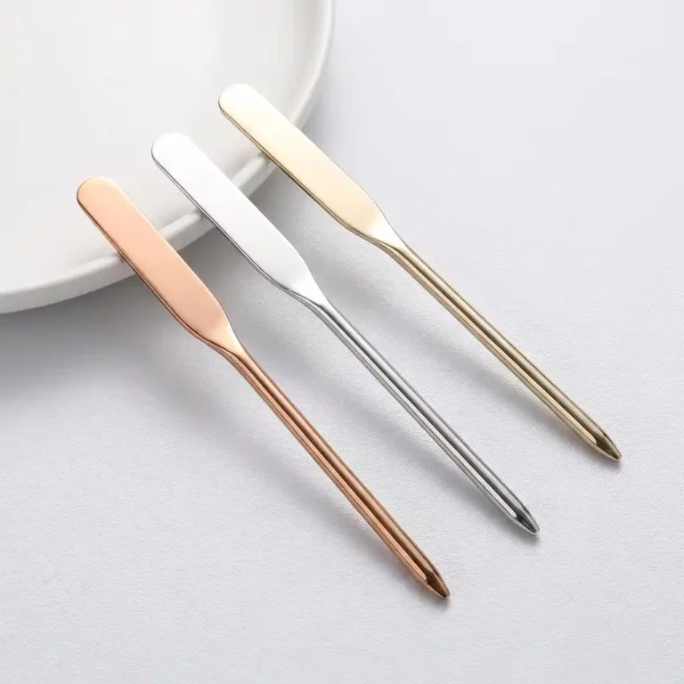 Long Makeup Scoop Spoon for Mask Mixing - YITHONIA wholesale product