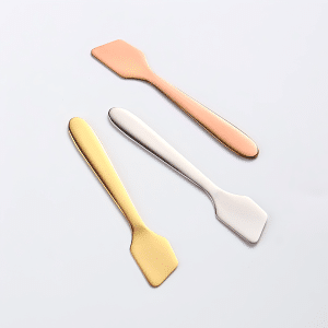 YT-CSS-010 304 stainless steel triangle mask spoon in silver gold and rose gold